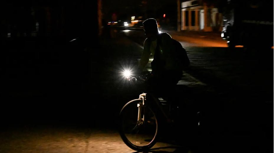 Κούβα: Μπλακ άουτ στο μισό νησί λόγω έλλειψης καυσίμων