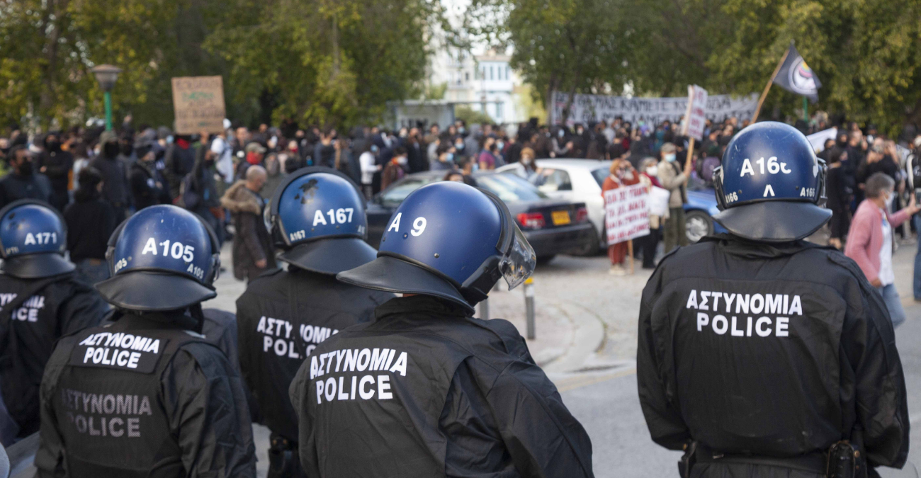 Άρχισε στην Επιτροπή Νομικών η συζήτηση του νομοσχεδίου για τις διαδηλώσεις