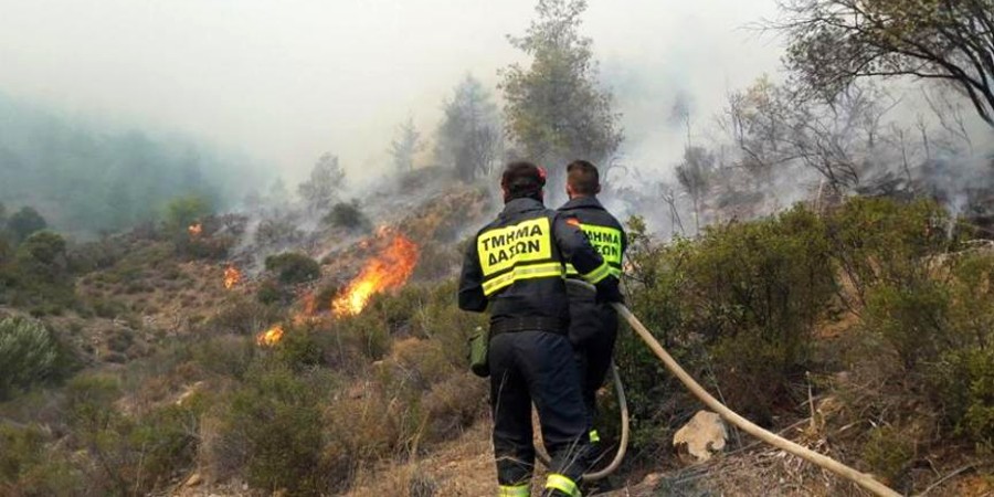 Κόκκινος συναγερμός και κίνδυνος έκρηξης δασικών πυρκαγιών - Τι να προσέξετε