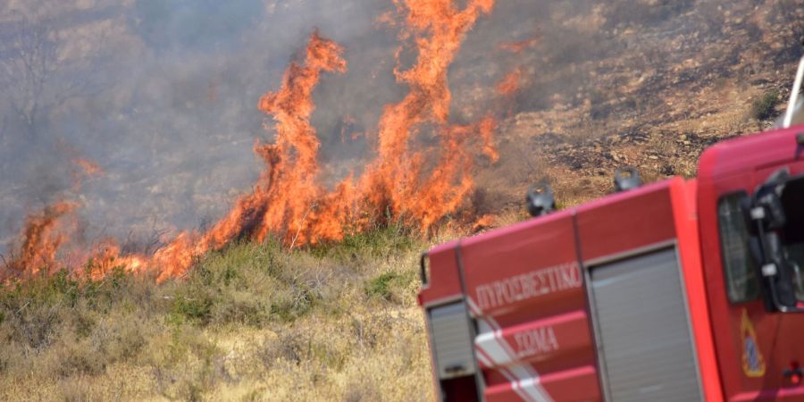 Α. Κεττής: Υπάρχουν ενδείξεις ότι οι πυρκαγιές τίθενται εσκεμμένα