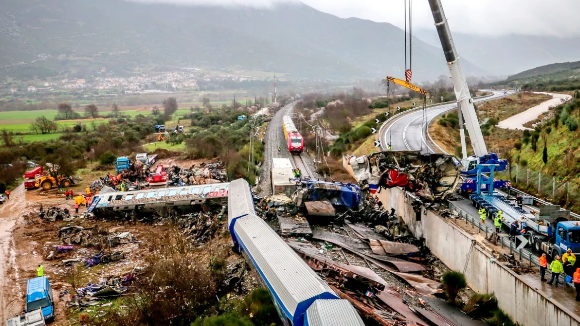 Η Hellenic Train ισχυρίζεται πάλι ότι δεν μετέφερε εύφλεκτα υλικά το μοιραίο τρένο στα Τέμπη