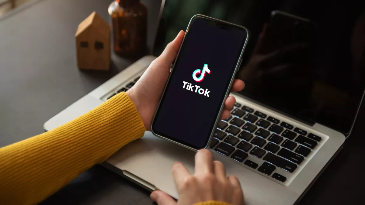 Μήπως το παρακάνετε με το TikTok; Κάντε το τεστ που αποκαλύπτει το βαθμό εθισμού στην πλατφόρμα