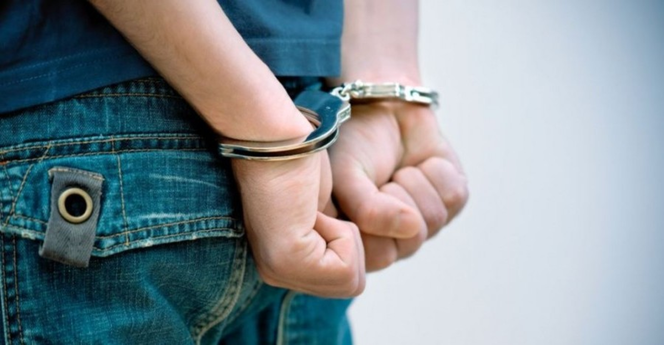 Δεύτερη σύλληψη για τις ληστείες με πυροσβεστήρα - Χειροπέδες σε 19χρονο