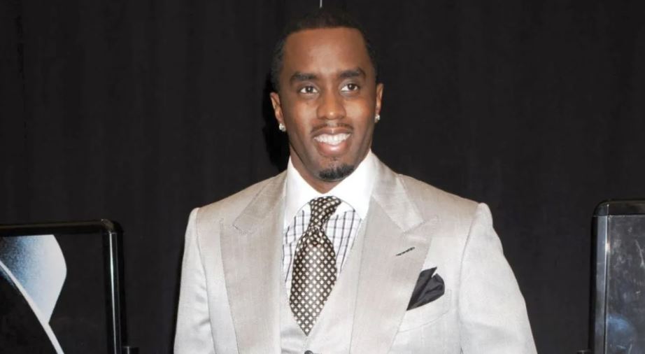 Diddy: Πρώην σύντροφός του τον κατηγορεί για εξαναγκασμό σε μη συναινετική σεξουαλική πράξη και απειλές