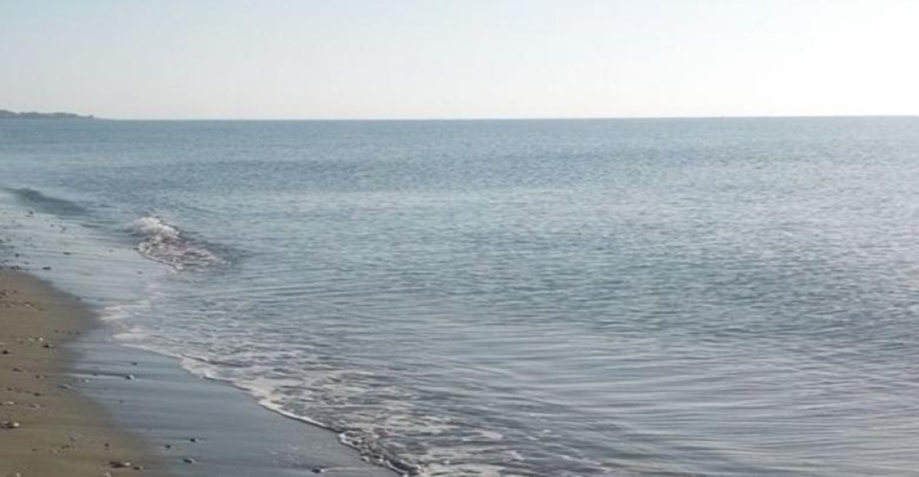 Διαπιστώθηκαν παρανομίες σε παραλίες Περβολιών - Εγκατάσταση υποστατικών που λειτουργούν ως... μπαράκια