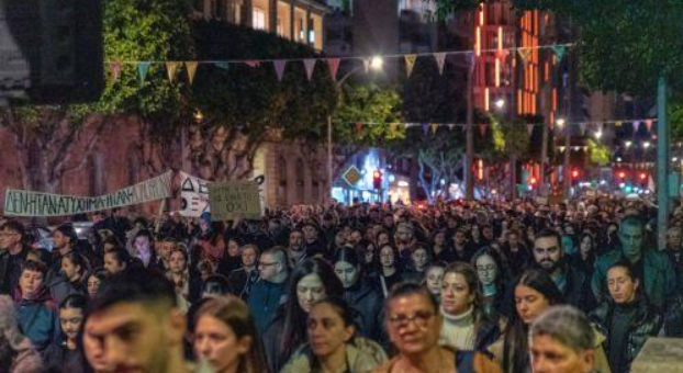 Χιλιάδες πολίτες διαδήλωσαν για τα Τέμπη στη Λεμεσό